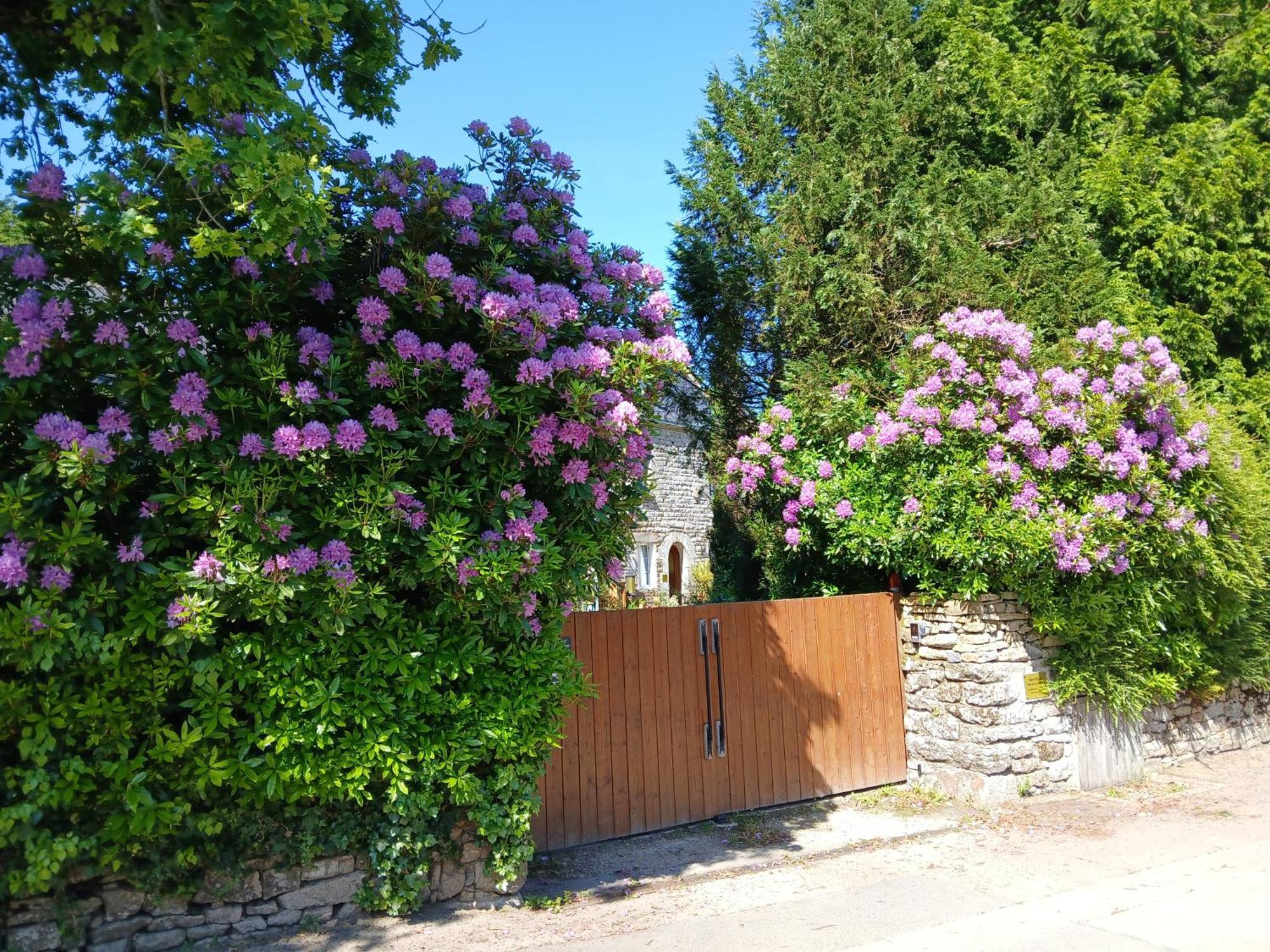 Manoir Du Grand Chene Hotel La Vraie-Croix Екстериор снимка